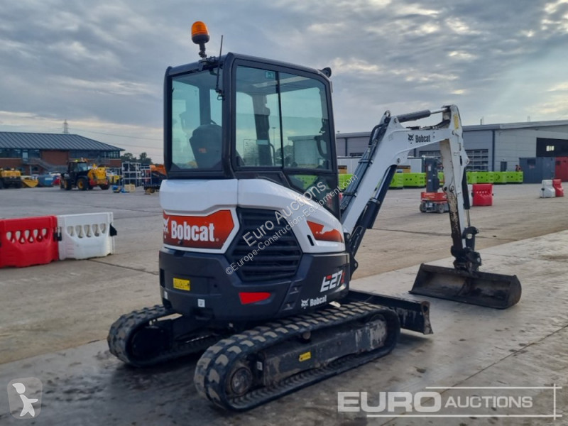 جرافة Bobcat E27Z