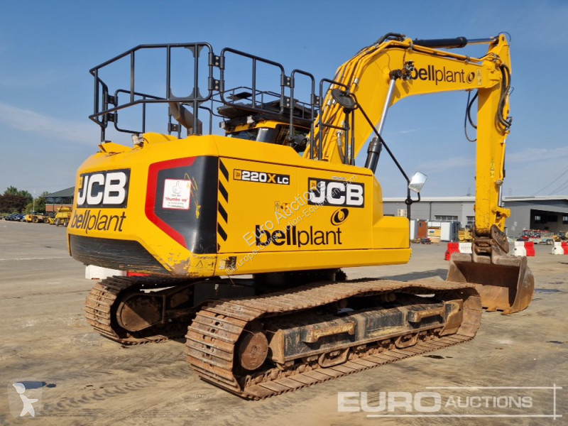 جرافة JCB 220X LC