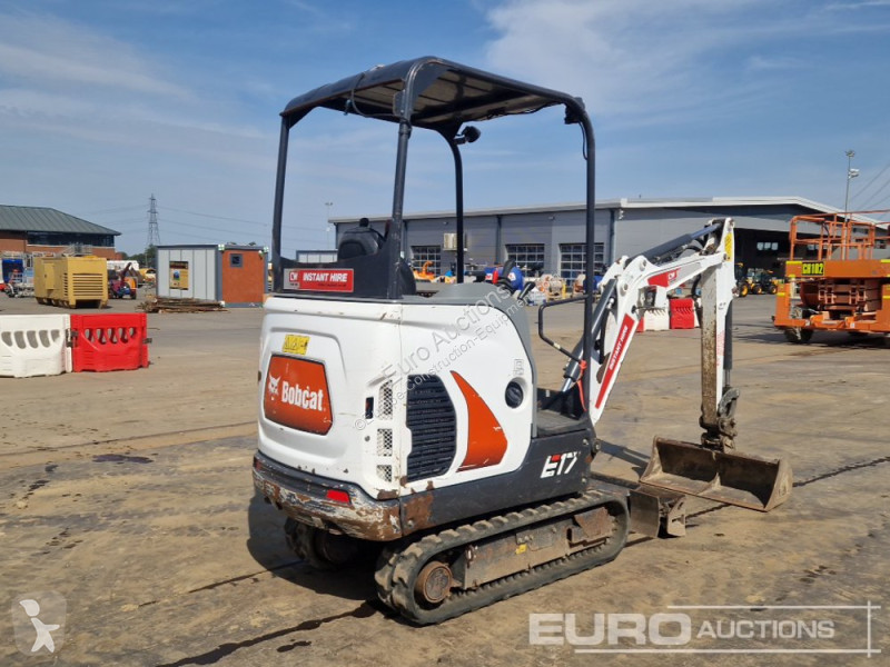 جرافة Bobcat E17