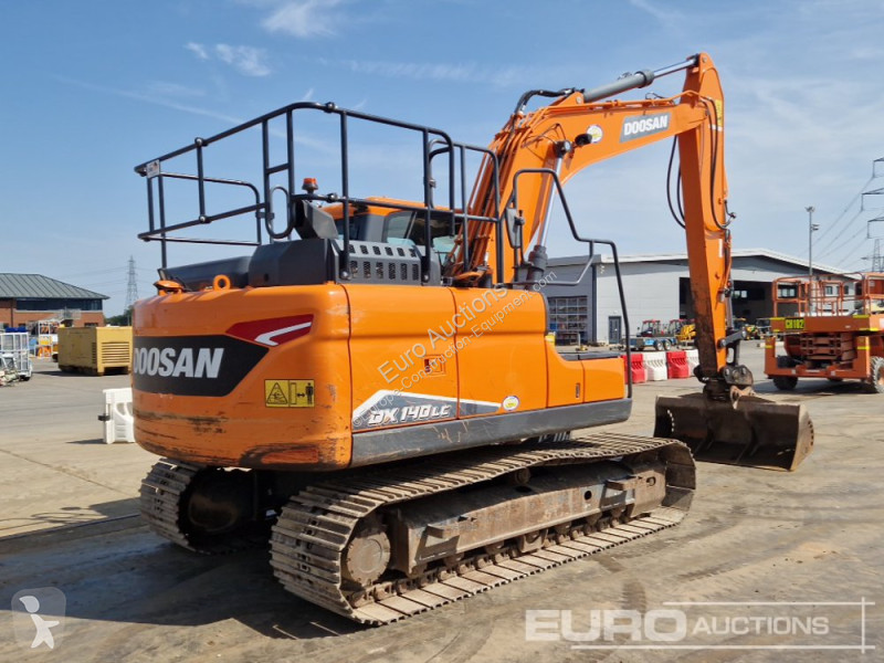 جرافة Doosan -7