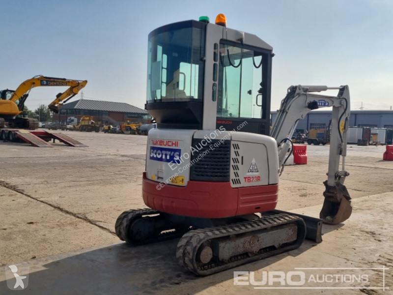 Escavatore Takeuchi