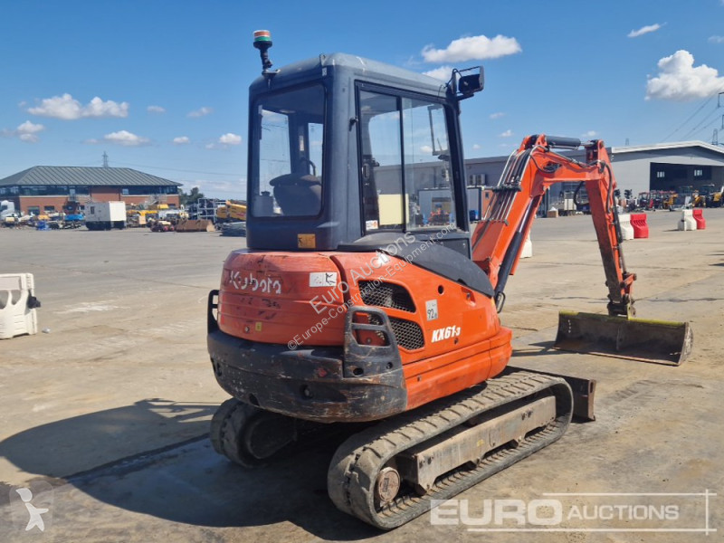 Excavadora Kubota KX61-3