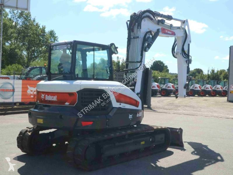 Escavadora Bobcat E 88