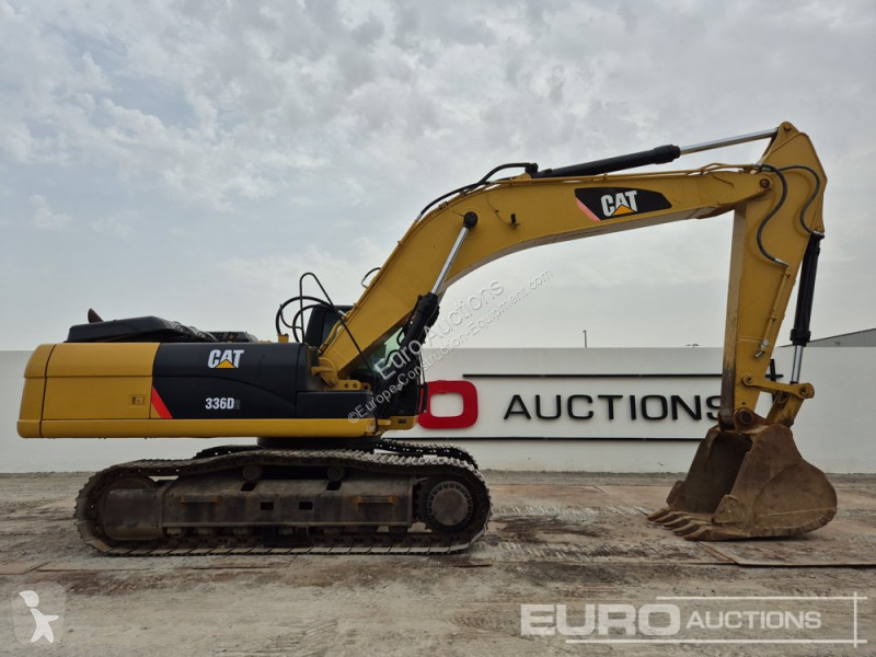Escavatore Caterpillar 2