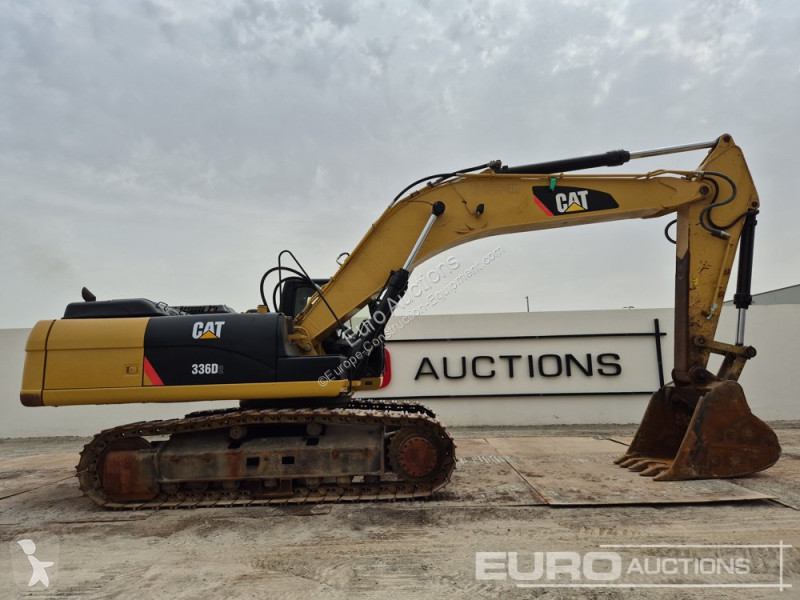 Escavatore Caterpillar 2