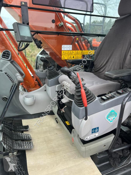 Excavator Hitachi 6