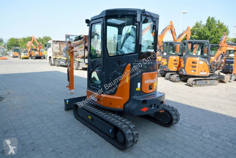 Escavadora Hitachi ZX 38 U-6
