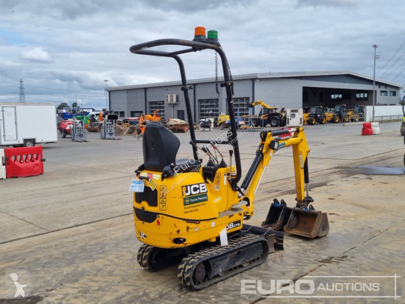 جرافة JCB