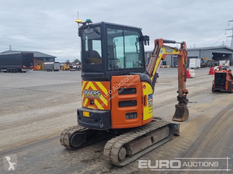 Excavadora Hitachi ZX26U-5A CLR