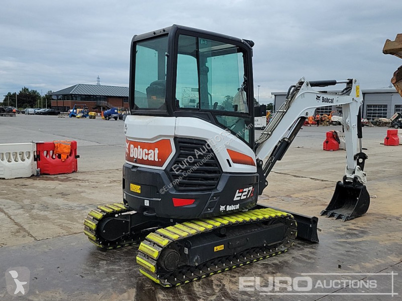 جرافة Bobcat E27Z