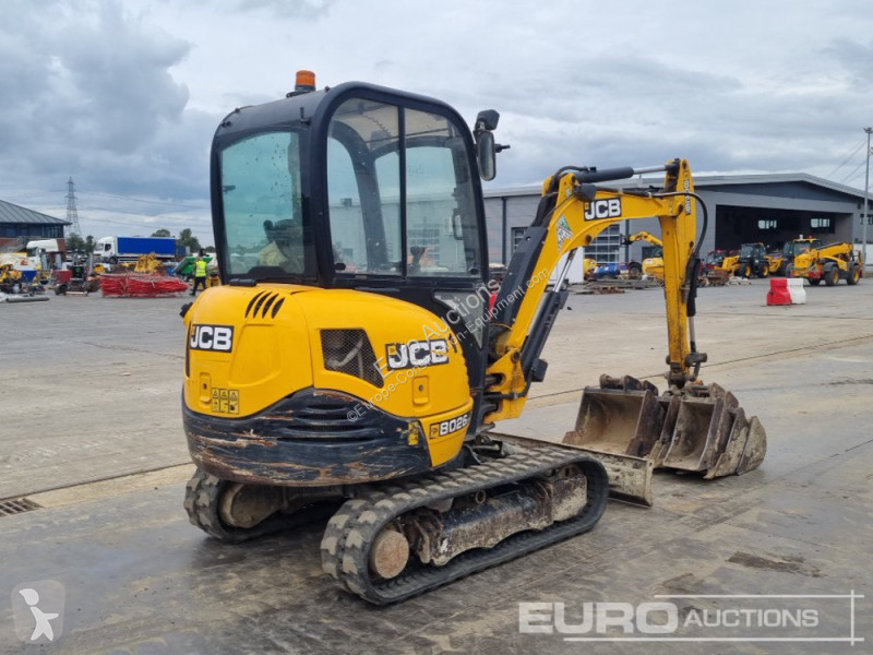 جرافة JCB 8026 CTS
