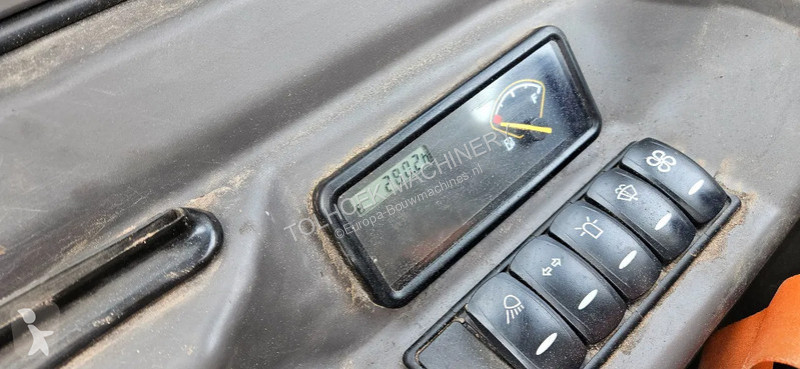 Graafmachine Volvo EC18 ( nieuwstaat)