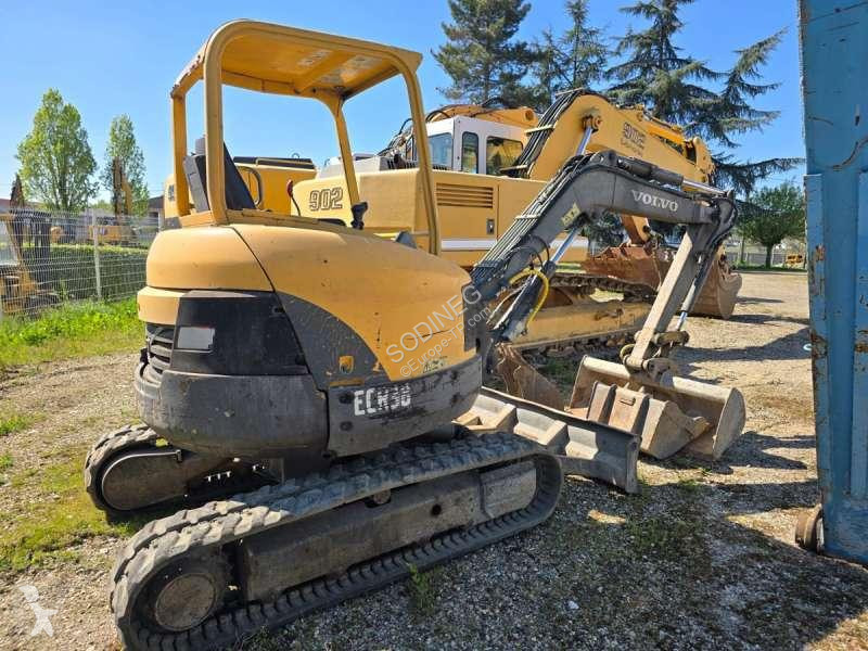 Escavadora Volvo