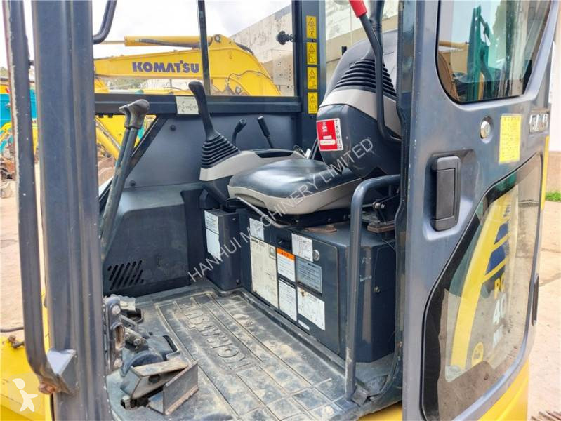 Excavator Komatsu PC40MR-3
