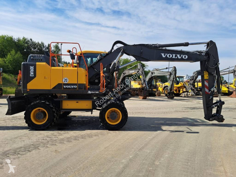 Escavatore Volvo E