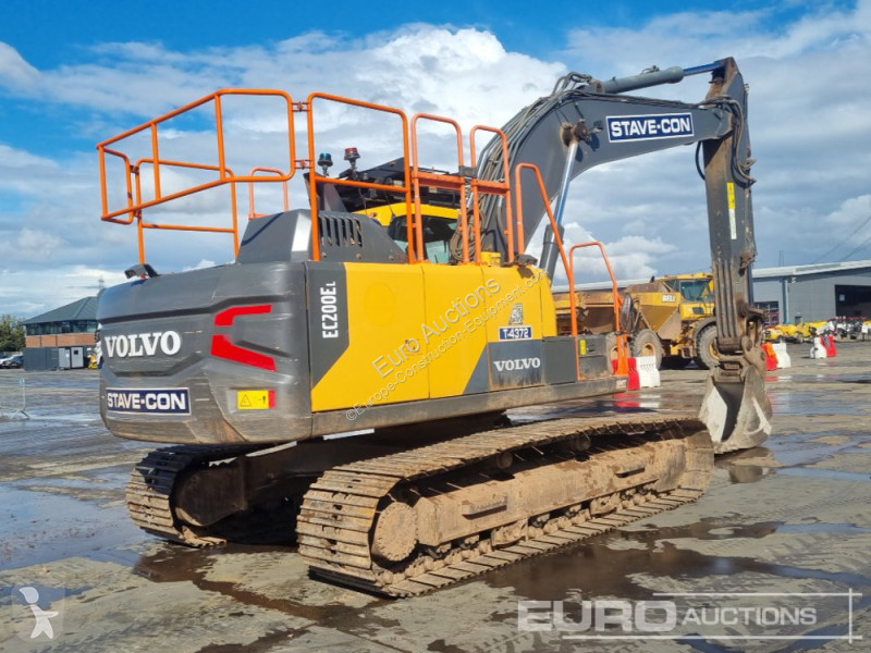 Excavator Volvo EC200EL