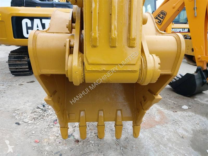 Graafmachine Caterpillar 329D2L