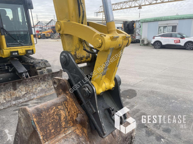 Escavadora Komatsu  PC138US-11