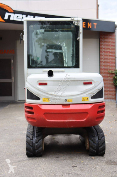 جرافة Takeuchi 0