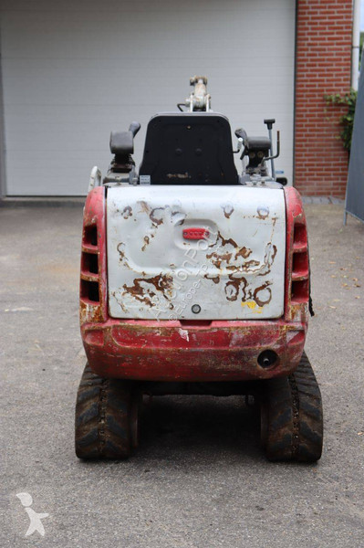 جرافة Takeuchi TB216