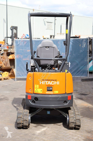 Escavadora Hitachi ZX19U-6 YR