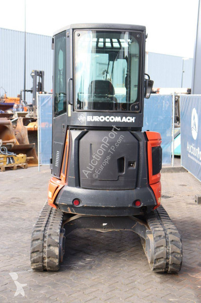 Escavadora Eurocomach ES 25 ZT
