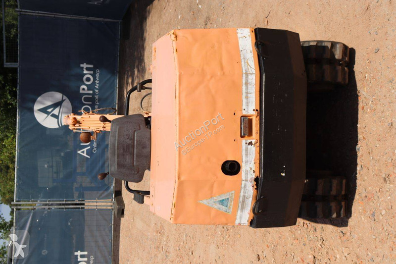 Escavatore Yanmar 20NA72L-08