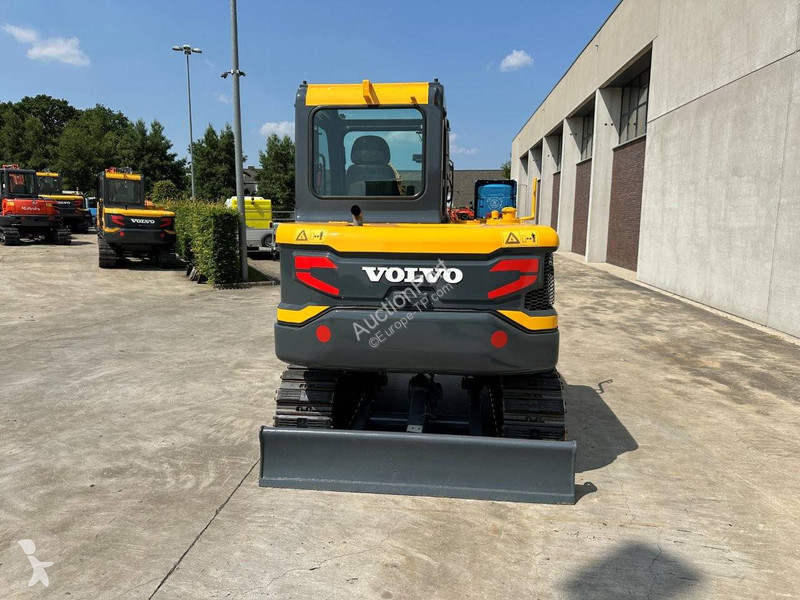 Lopatový nakládač Volvo D