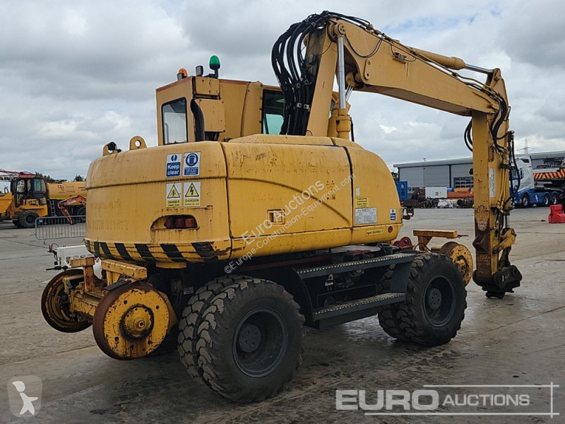 Escavatore Caterpillar