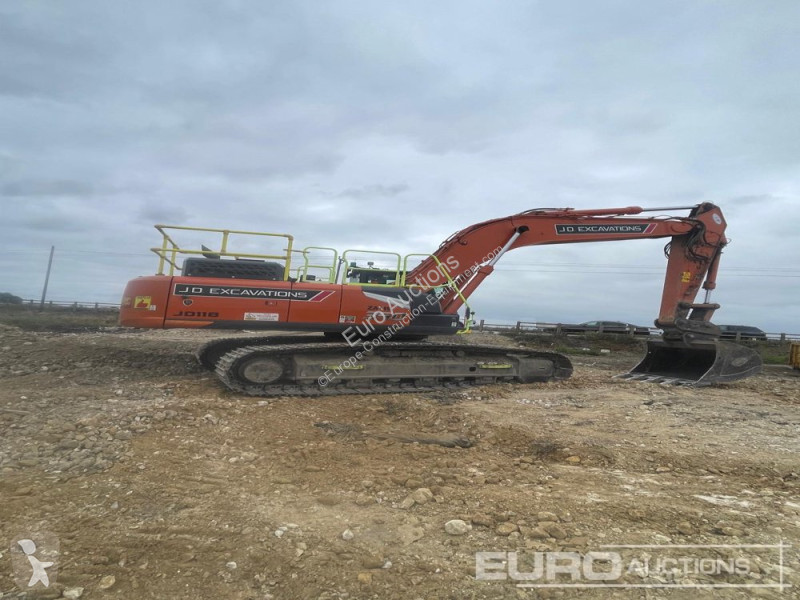 Excavadora Hitachi LC-7