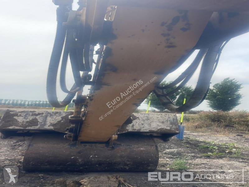 Excavator Caterpillar 320