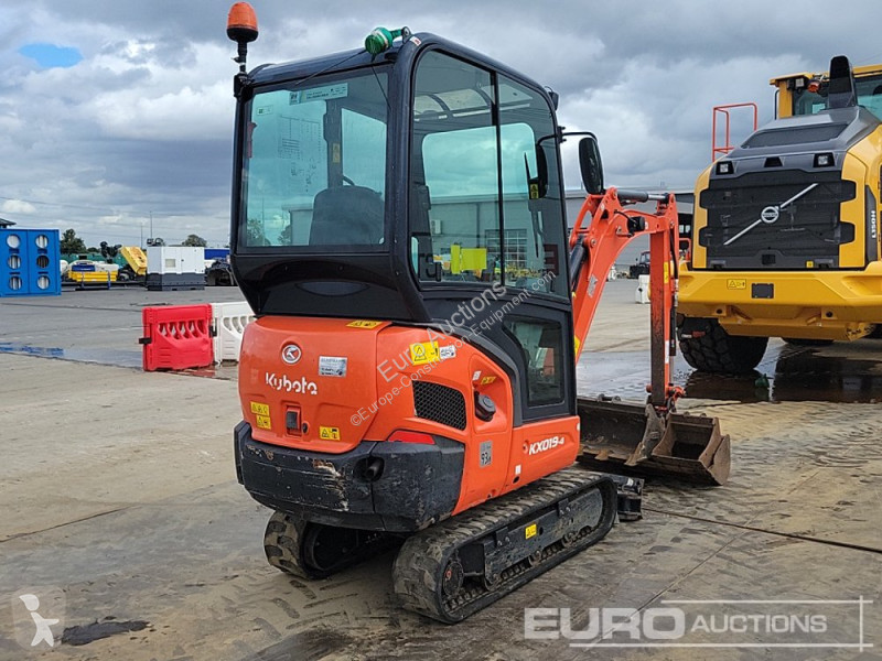 جرافة Kubota KX019-4