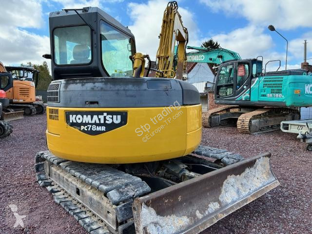 جرافة Komatsu 78MR6