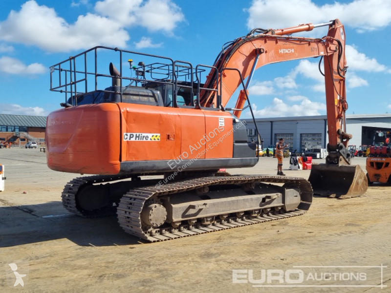 Escavatore Hitachi -6