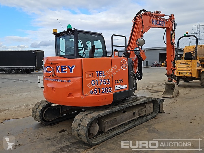 Escavatore Hitachi B-6