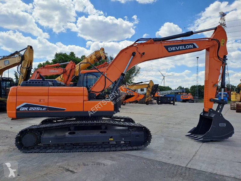 Skovl Develon DX225LC-7M