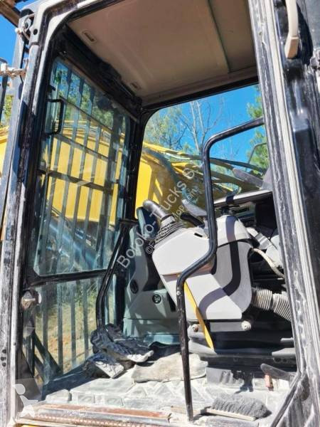 Excavator Caterpillar 330F