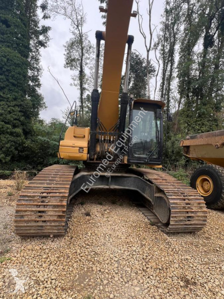 Excavadora Caterpillar