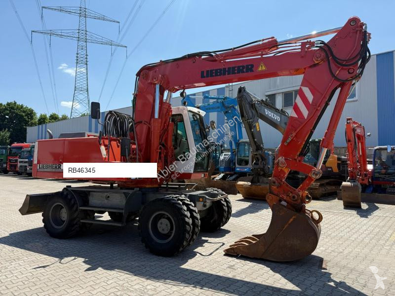 Excavator Liebherr A924
