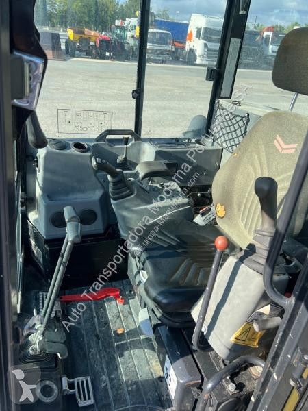 Escavatore Yanmar  ViO33