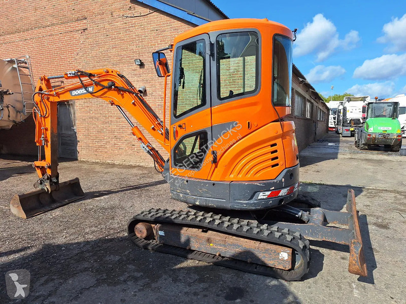 Escavadora Doosan