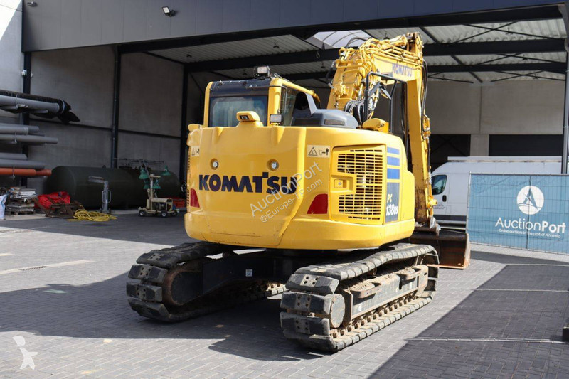 جرافة Komatsu PC138US-11