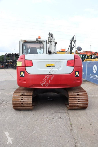 جرافة Takeuchi TB2150