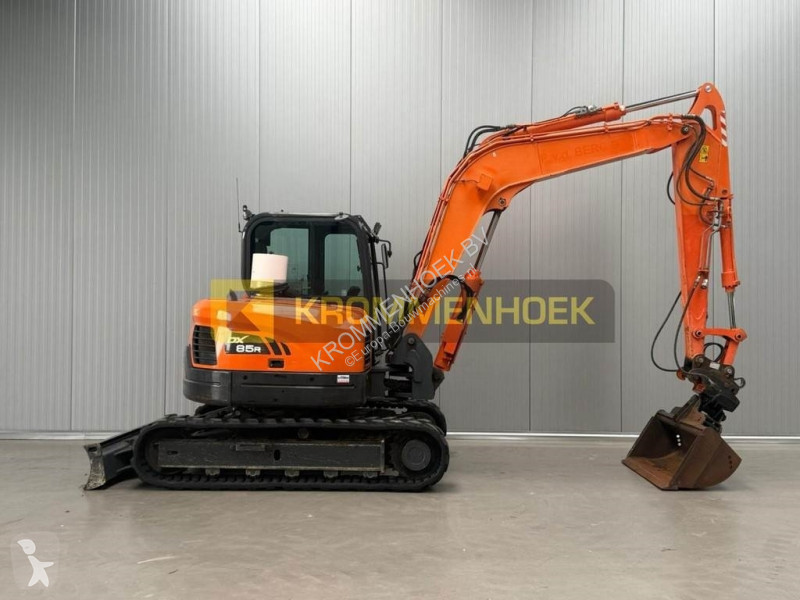 Escavadora Doosan DX 85R-3
