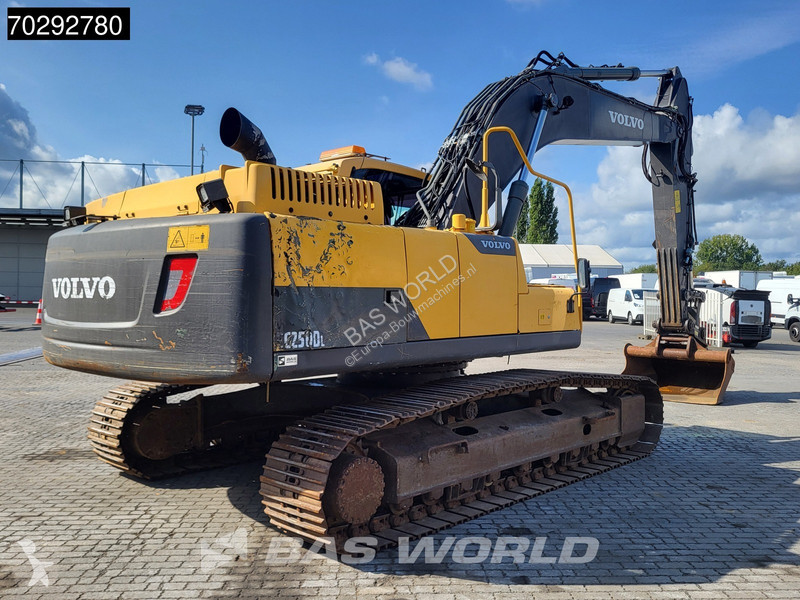 Excavadora Volvo EC250 L