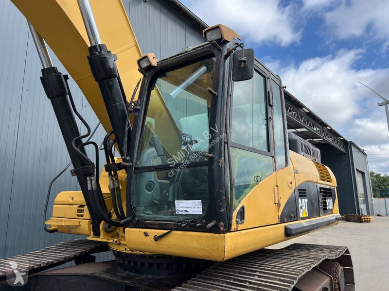 Excavator Caterpillar L