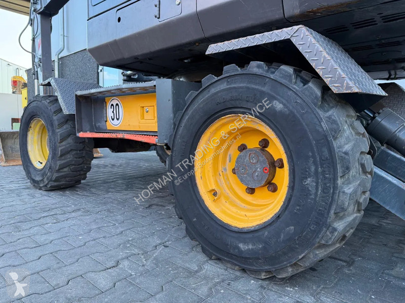 Escavadora Volvo EW60E