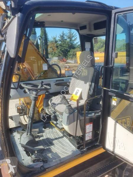 Excavator JCB