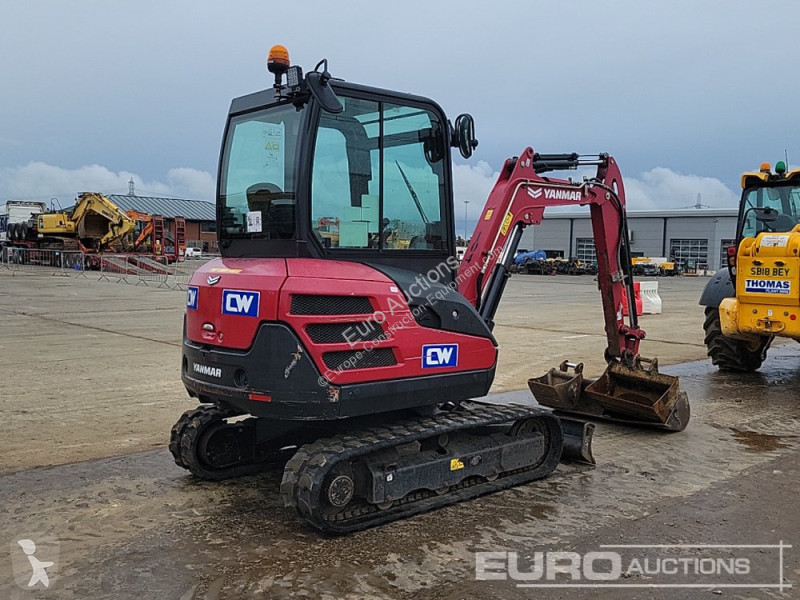 Lopatový nakládač Yanmar SV26