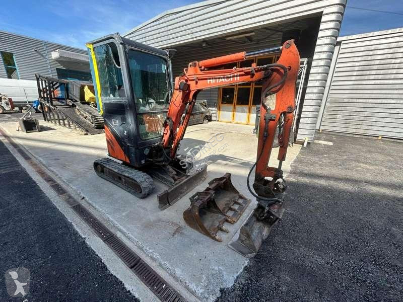 Escavatore Hitachi CLR